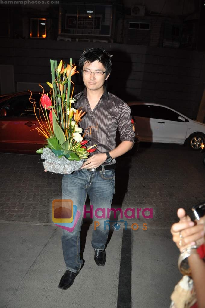 Chang at Shahid Kapoor's surprise birthday bash in Escobar on 24th Feb 2010 