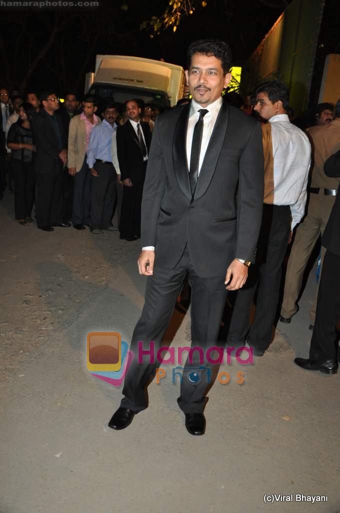 Atul Kulkarni at Filmfare Awards red carpet on 27th Feb 2010 