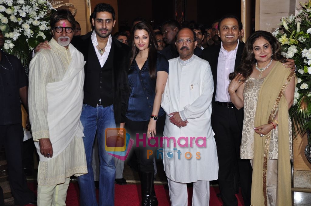 Amitabh Bachchan, Abhishek Bachchan, Aishwarya Rai, Amar Singh, Anil Ambani, Tina Ambani at Anil Ambani's Big Pictures Success Bash in Grand Hyatt, Mumbai on 28th Feb 2010 