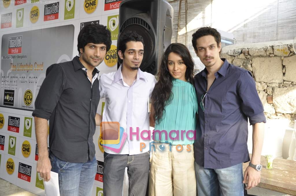 Shraddha Kapoor, Siddharth Kher, Dhruv Ganesh, Vaibhav Talwar at the Launch of Timeout Lifestyle card in Olive, Mumbai on 2nd March 2010 