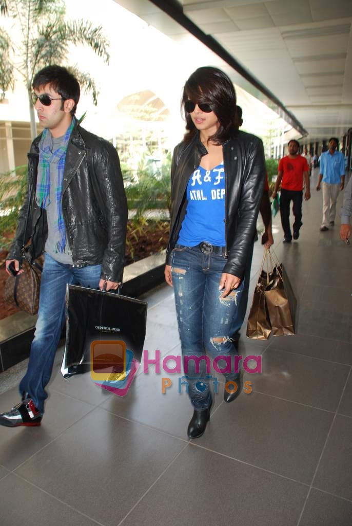 Ranbir Kapoor, Priyanka Chopra spotted at Mumbai airport back from New York on 6th March 2010 