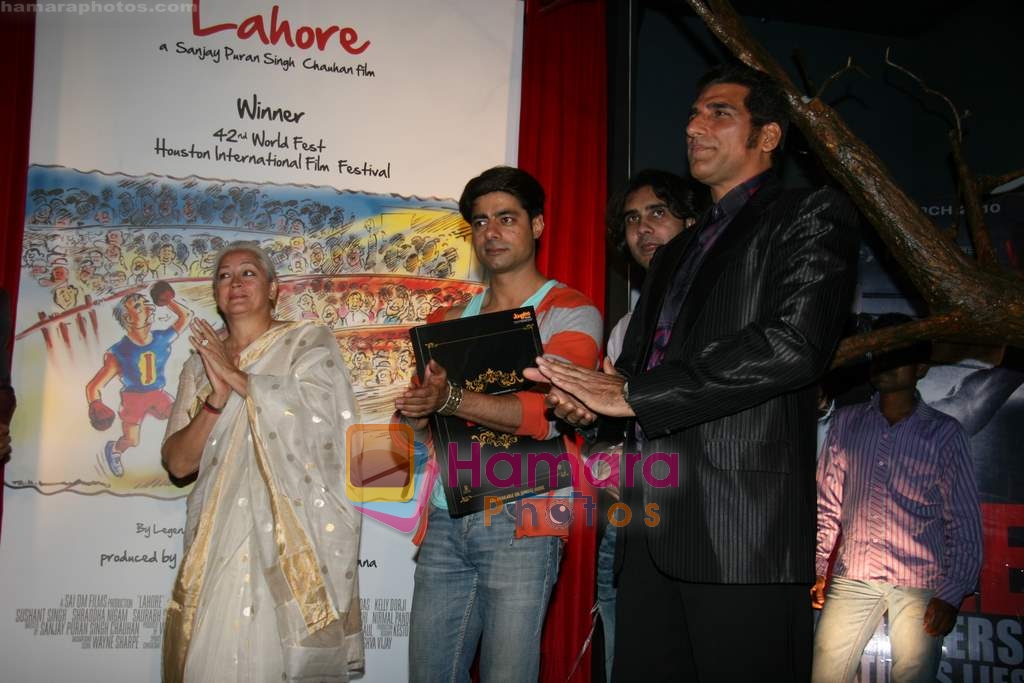 Shraddha Das, Sanjay Puran, Nafisa Ali, Sushant, Mukesh Rishi at Warner Bros Lahore film music launch in Jail restaurant, Near Kokilaben Hospital  on 9th March 2010 