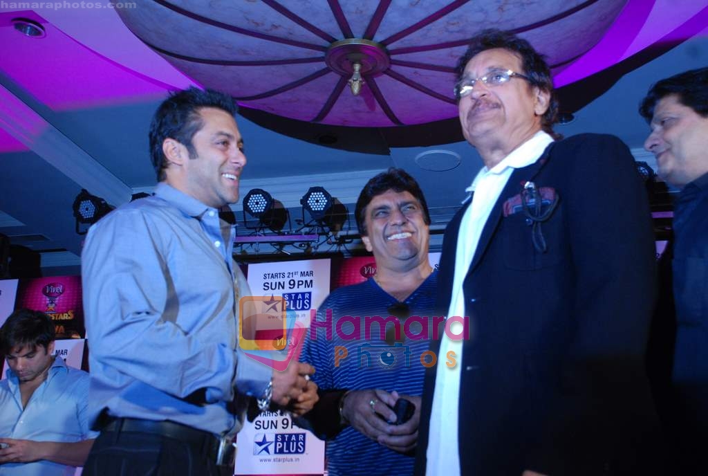 Kiran Kumar, Salman Khan at the Launch of STAR CINTAA Superstars Ka Jalwa in Mumbai on 15th March 2010 