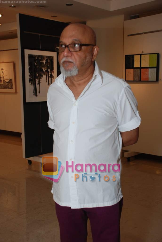 Pritish Nandy at Shuvaprana art exhibition - Linear Forms in Art N Soul on 2nd April 2010 