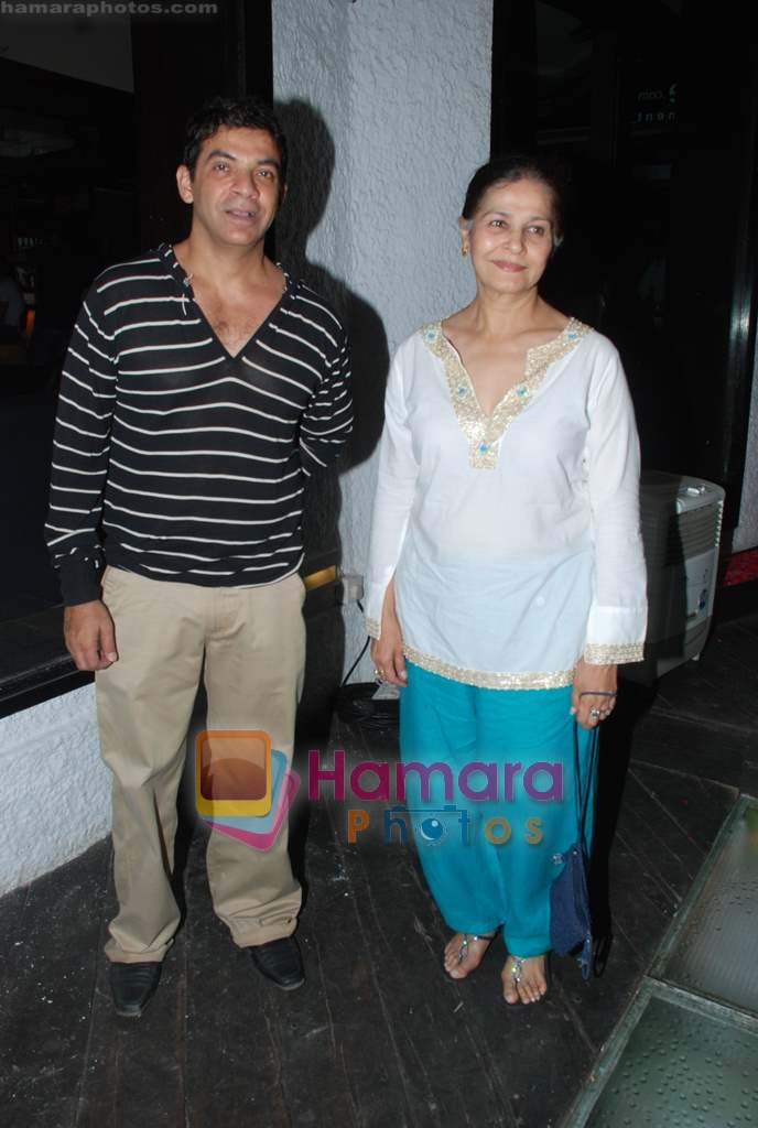 Nafisa Ali at Kashish Queer film festival pre launch bash in Vie Lounge on 21st April 2010 