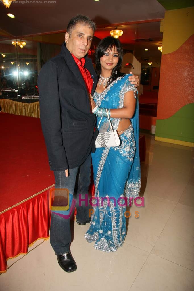 Aditya Raj Kapoor, Kohinoor Khan at Mumbai 118 music launch in Rennaisance Club on 21st April 2010 
