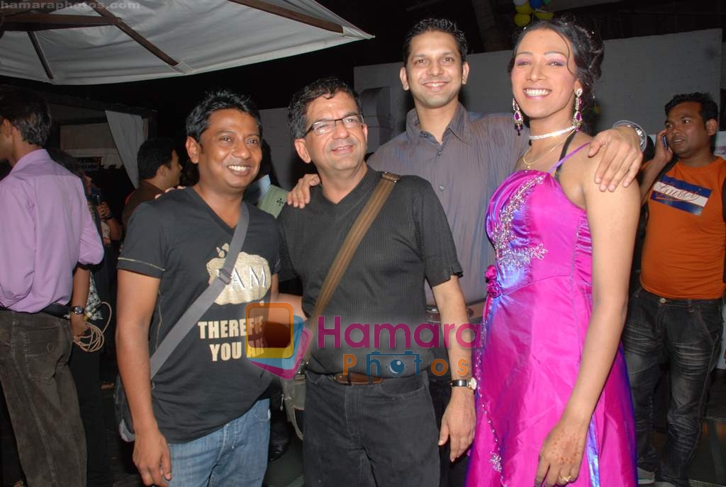 Onir at Kashish Queer film festival pre launch bash in Vie Lounge on 21st April 2010 