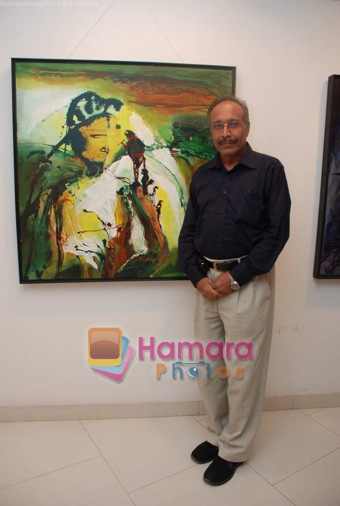 Madhusudan Kumar at the Rekha K Rana's exhibition in MUmbai on 23rd April 2010