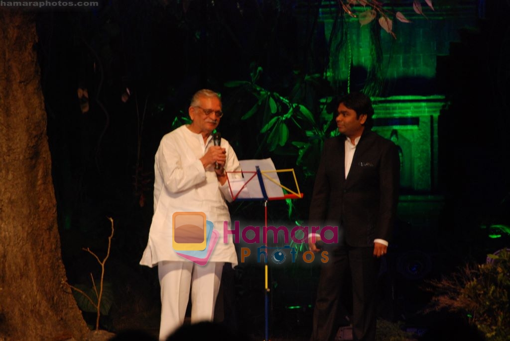 Gulzar, A R Rahman at Raavan music launch in Yashraj Studios on 24th April 2010 