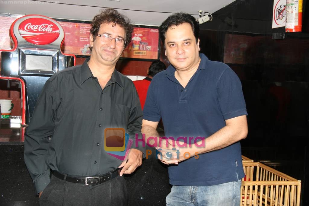 Mahesh Thakur at the launch of Bloody D movie in Cinemax on 27th April 2010 