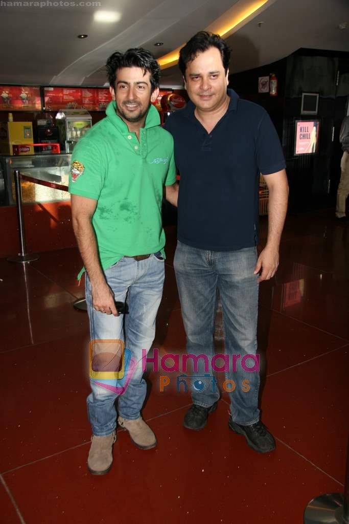 Mahesh Thakur, Aslam Khan at the launch of Bloody D movie in Cinemax on 27th April 2010 