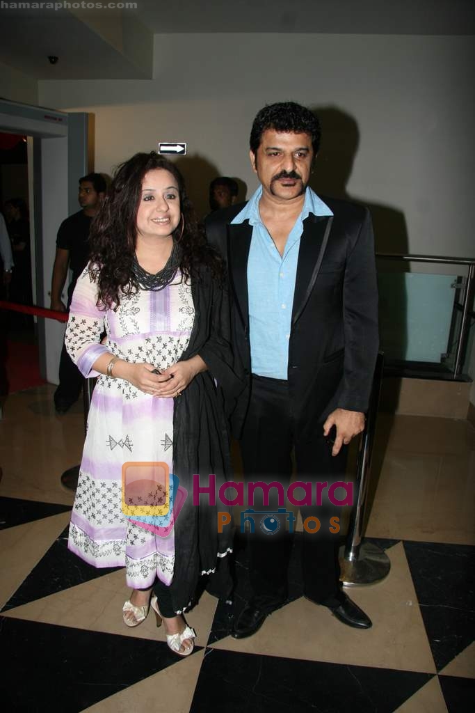 Vandana Sajnani, Rajesh Khattar at Chase film premiere in Cinemax on 29th April 2010 