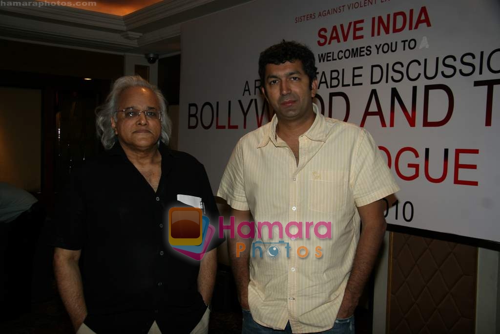 Kunal Kohli at round table discussion on Bollywood and terror in Taj Land's End on 1st May 2010 