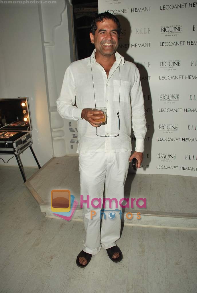 at Jean Claude Biguine Salon Launch with Lecoanet Hemant show in Mumbai in Kemps Corner on 6th May 2010 