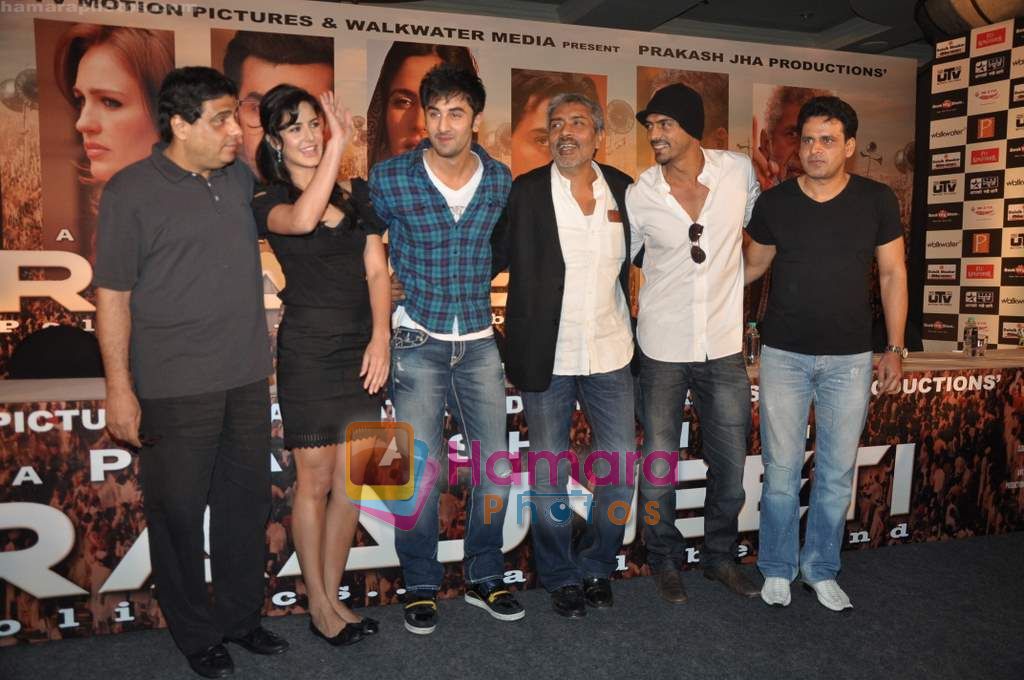 Ranbir Kapoor, Katrina Kaif, Prakash Jha, Arjun Rampal, Manoj Bajpai at Raajneeti press meet in J W Marriott on 8th May 2010 