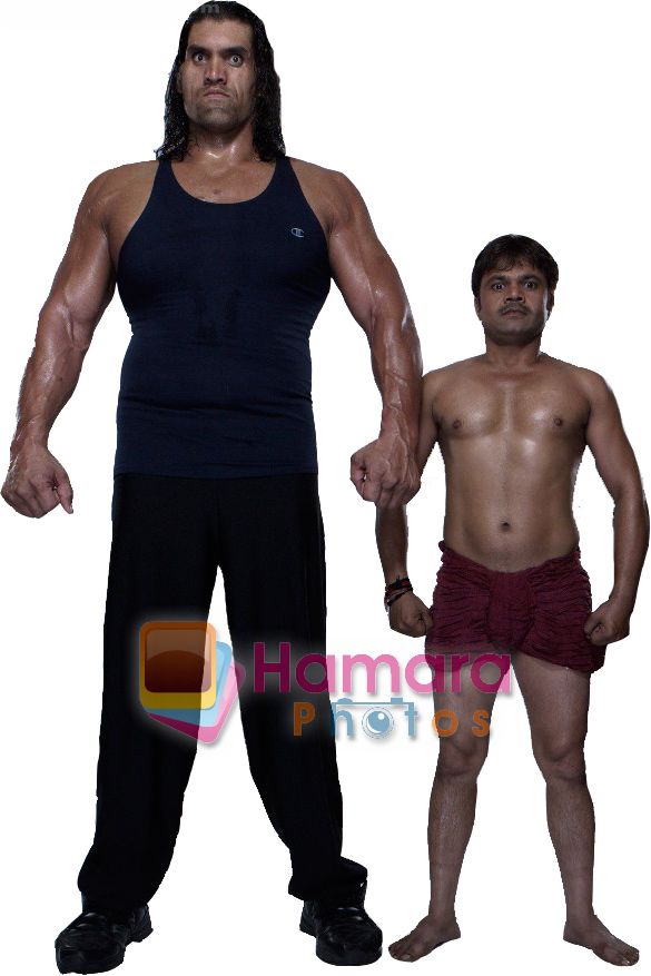  Rajpal Yadav and Khali from the movie Kushti 