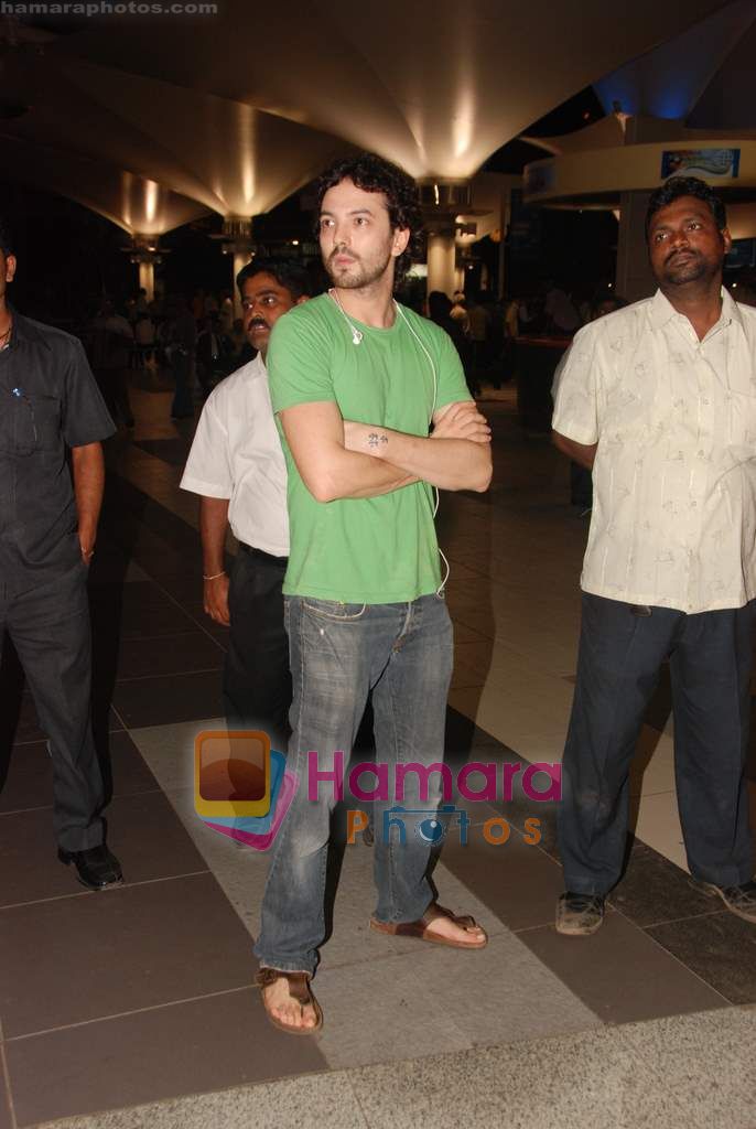 arrives in Mumbai Airport on 19th May 2010 