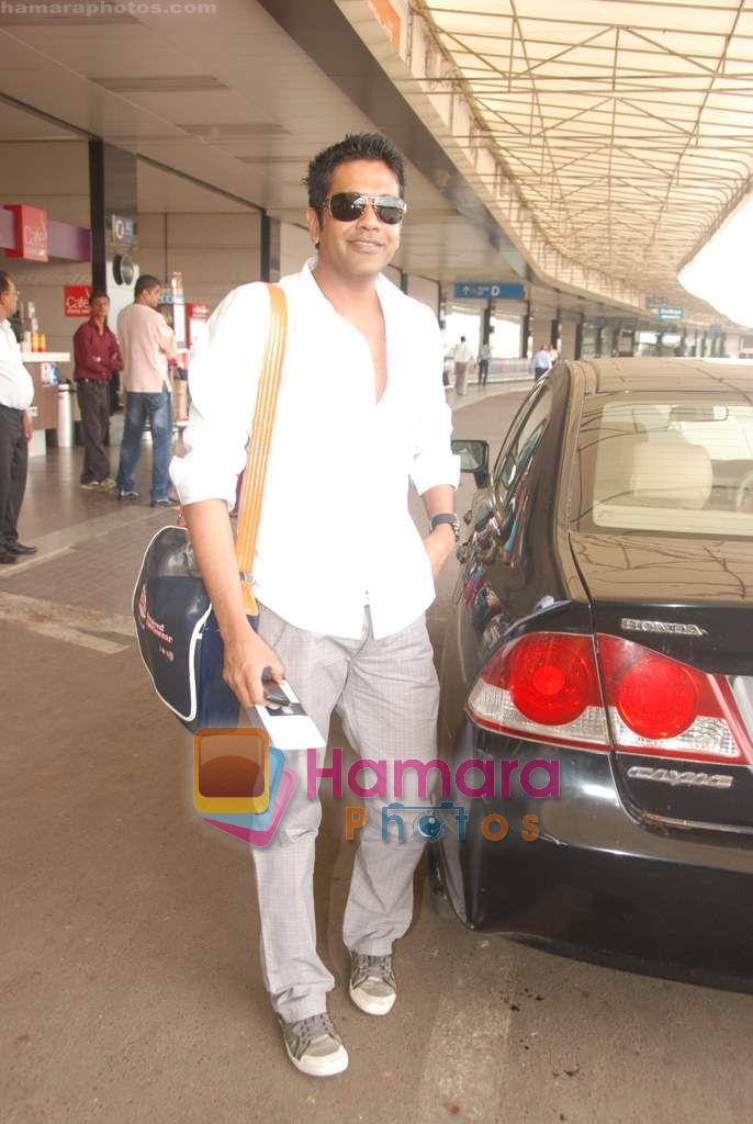 Rocky S leave for IIFA Colombo in Mumbai Airport on 1st June 2010  