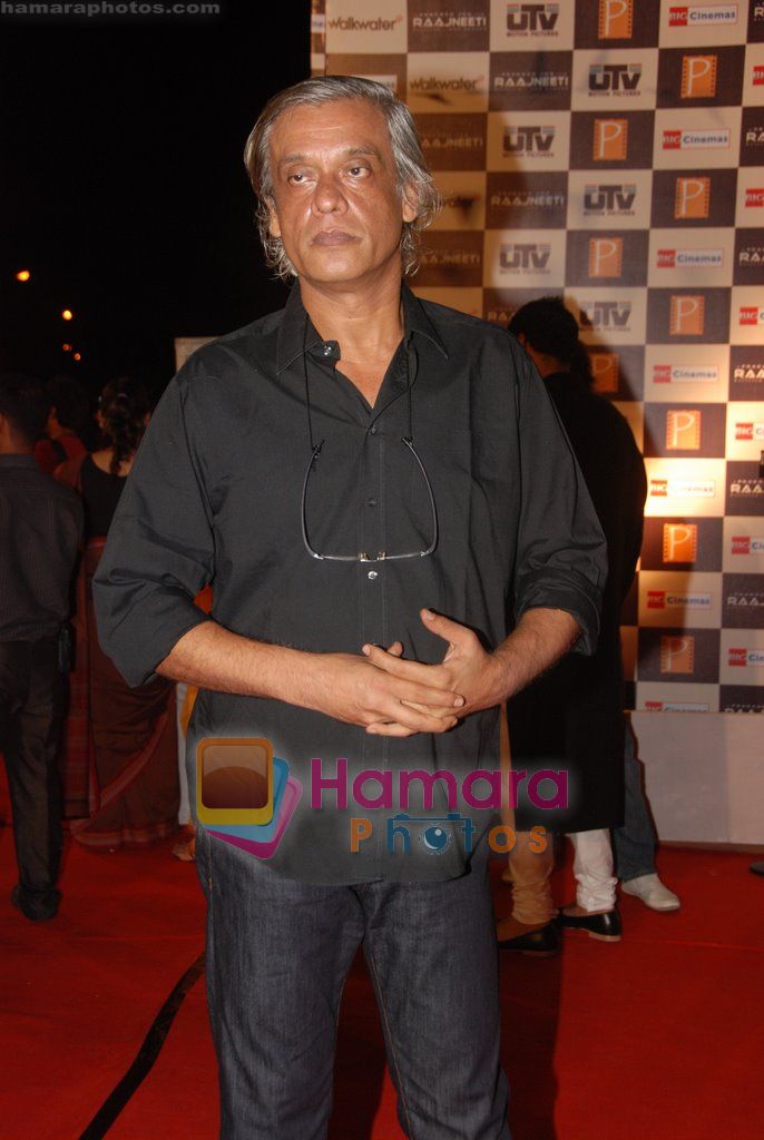 Sudhir Mishra at Raajneeti Premiere in Big Cinemas, Wadala, Mumbai on 3rd June 2010 