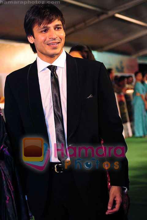 Vivek Oberoi at the IIFA Awards 2010 on 5th June 2010 