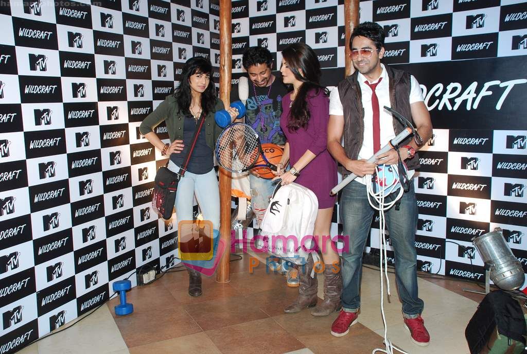 Bani, Rannvijay Singh, Jacqueline Fernandez, Ayushmann Khurrana at the launch of MTV Wildcraft - range of bags and adventure gear in Bandra on 21st July 2010 