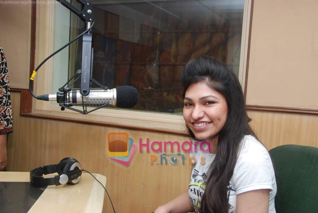 Tulsi Kumar promote film Aashayein in Radio City on 23rd July 2010 