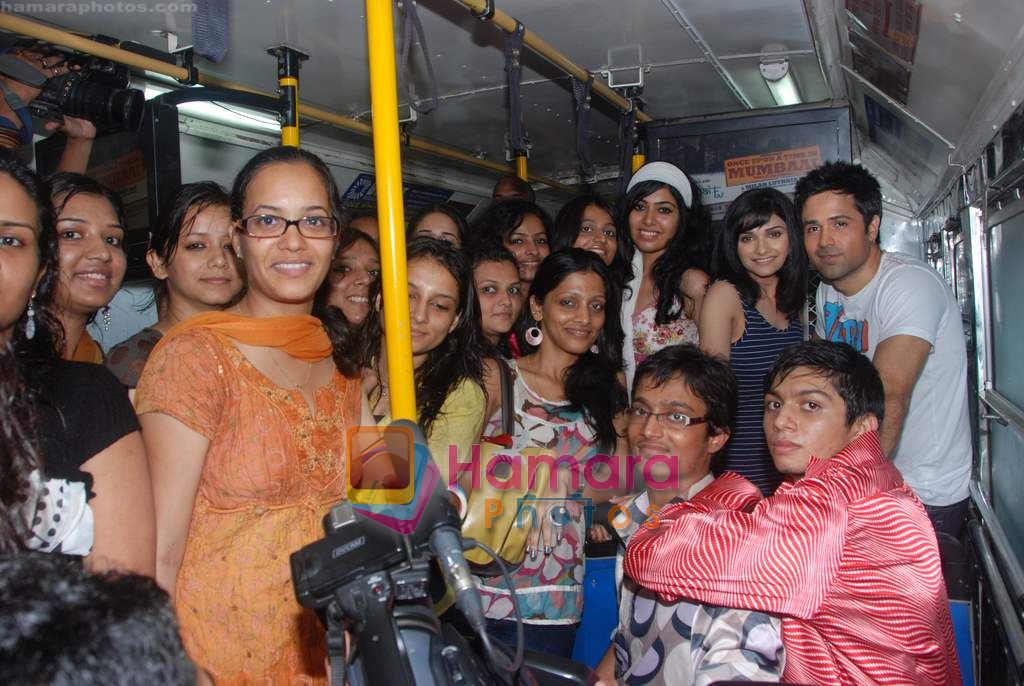 Emraan Hashmi, Prachi Desai travel by bus to promote Once upon a time in Mumbai in Curchgate, Mumbai on 29th July 2010 