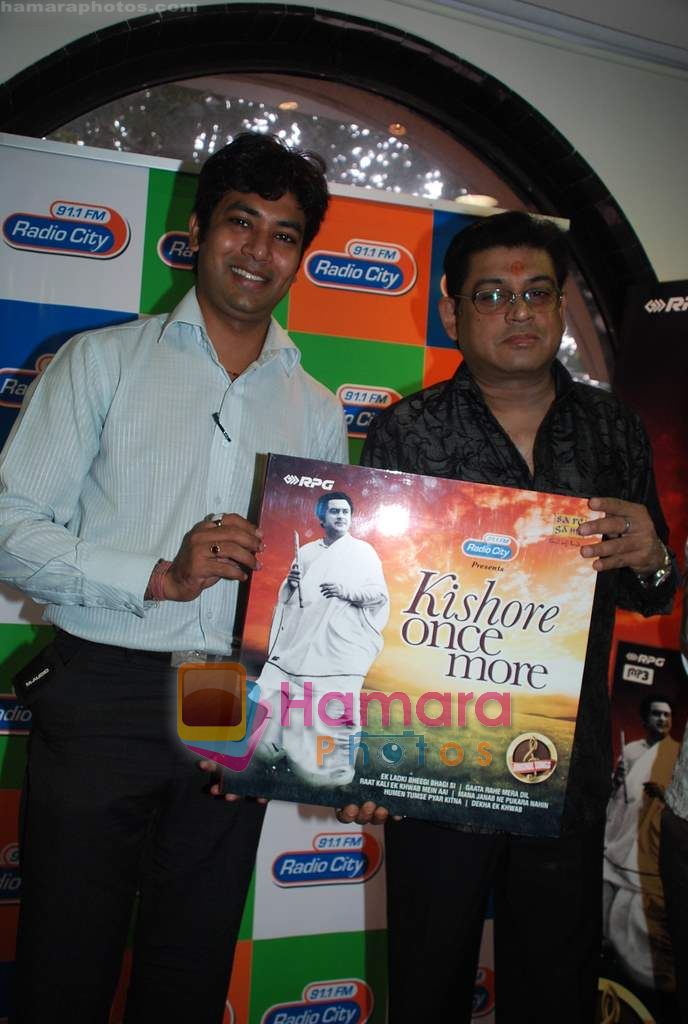 Amit Kumar at the launch of Kishore Once More album launch in Saregama HMV office on 29th July 2010 