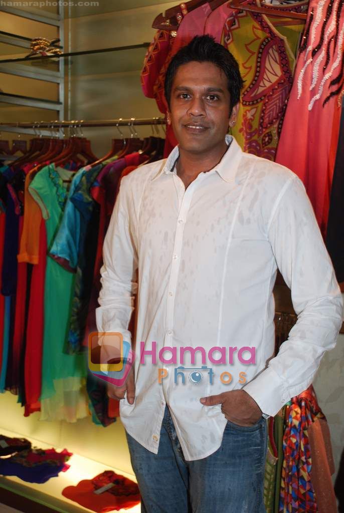 Rocky S at Breat Cancer awareness fashion event in Samsara, Colaba on 4th Aug 2010 