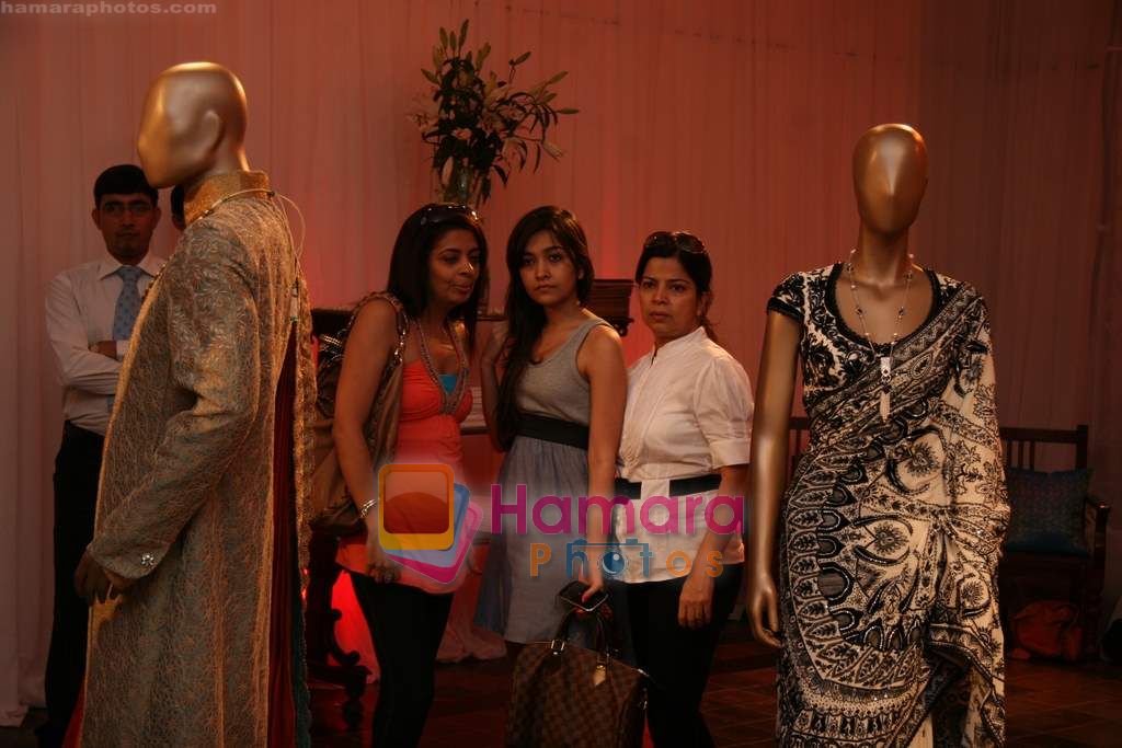 Tarun Tahiliani Bridal Couture Exposition 2010 in Kalaghoda on 5th Aug 2010 