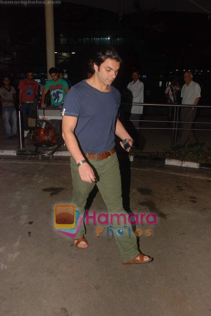 Sohail Khan snapped after music launch in Delhi in Airport on 7th Aug 2010 