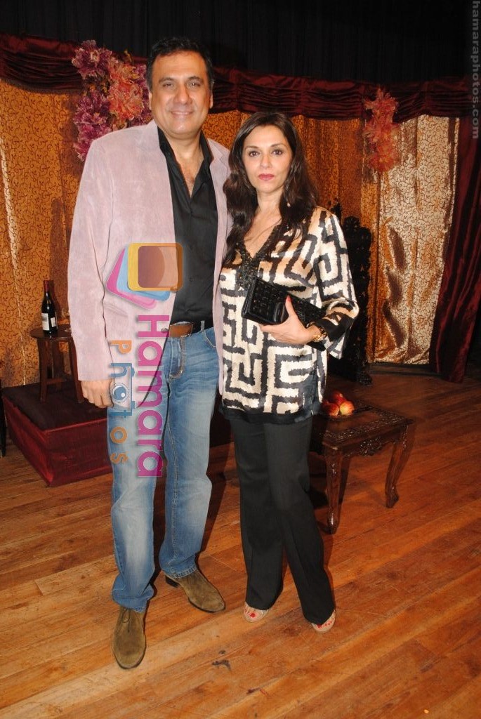 Boman Irani & Lillete Dubey at Melody of Love Play in Mumbai on 8th Aug 2010