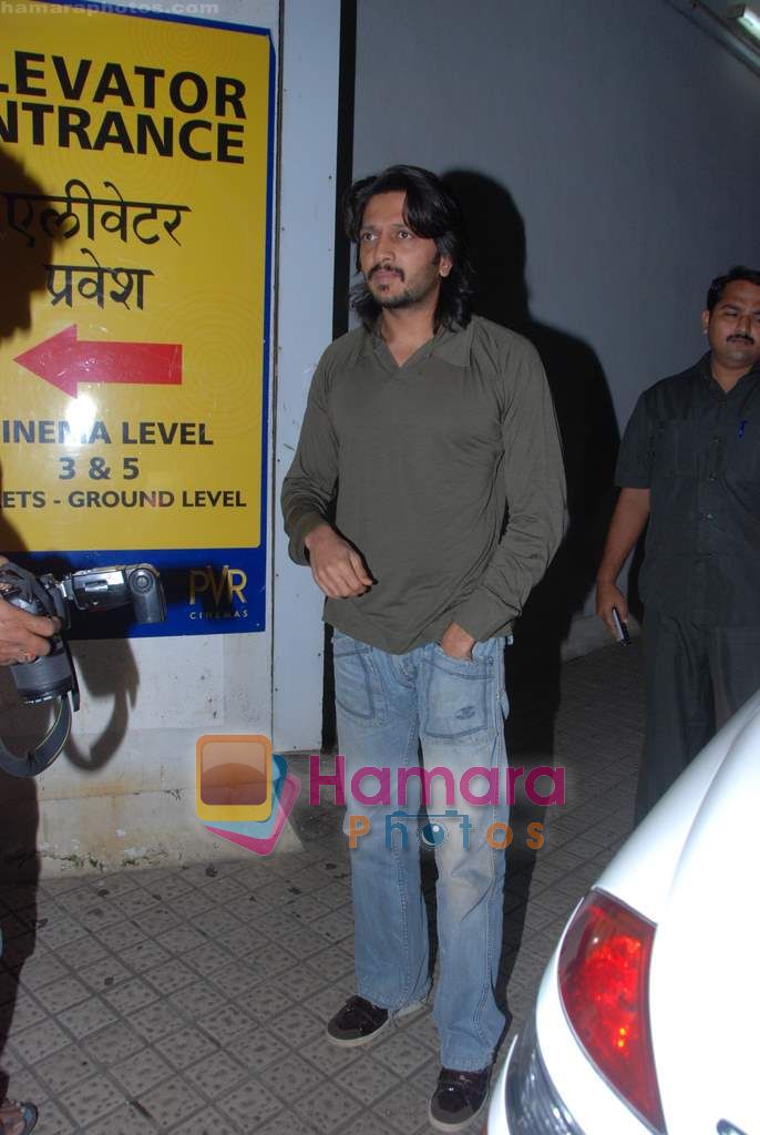 Ritesh Deshmukh watch film Expendables in PVR, Juhu on 13th Aug 2010 