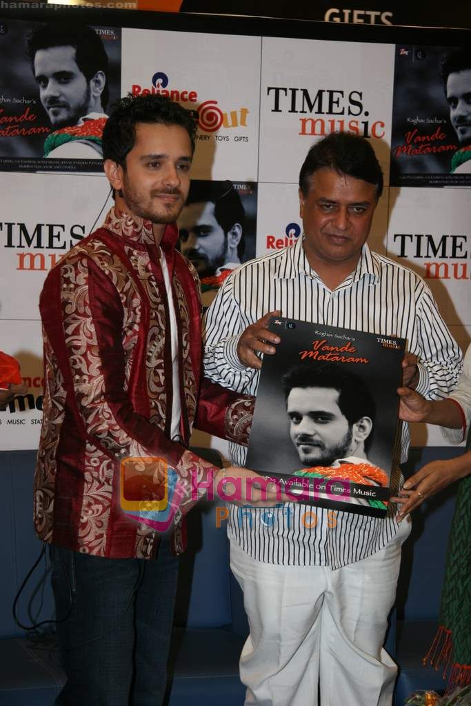 Raghav Sachar at the launch of Vande Mataram album in Reliance, Bandra on 13th Aug 2010 