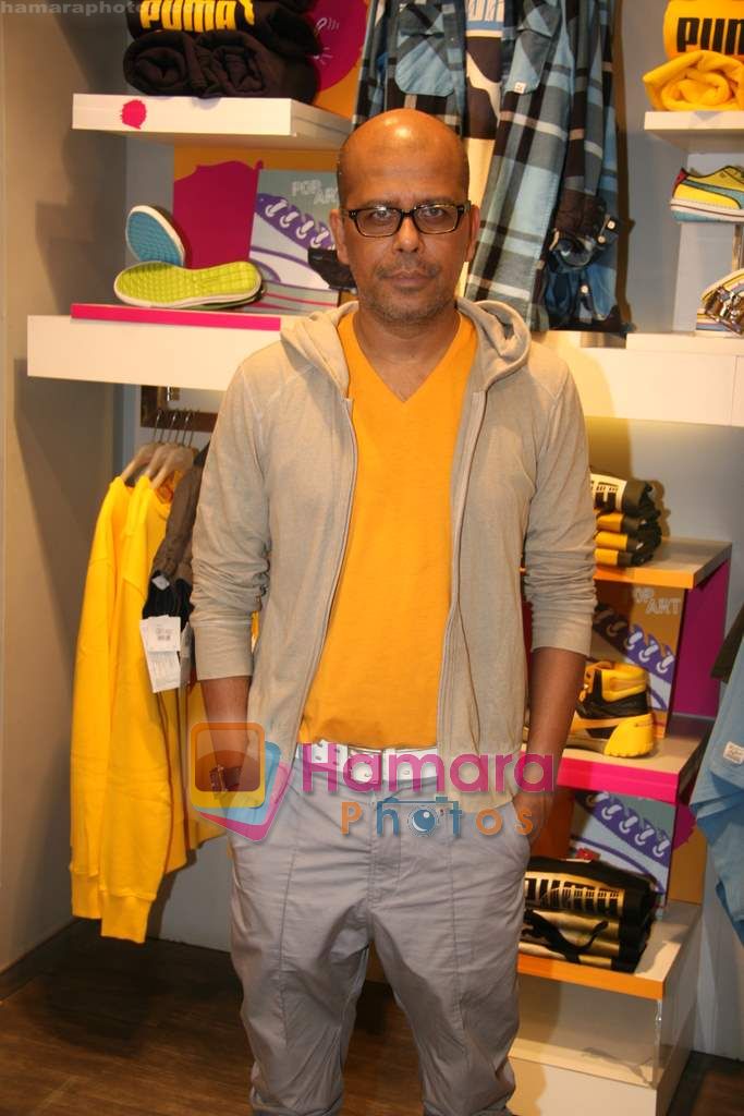 Narendra Kumar Ahmed at Pimp your shoe event in Khar on 13th Aug 2010 