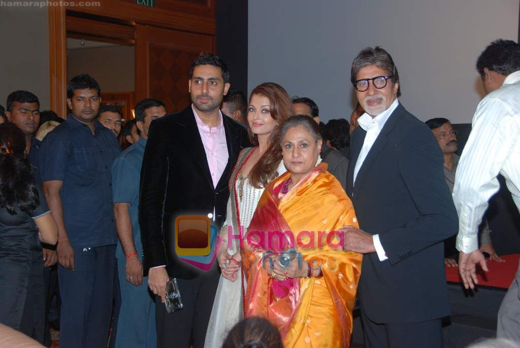 Aishwarya Rai Bachchan, Abhishek Bachchan, Amitabh Bachchan, Jaya Bachchan at Robot music launch in J W Marriott on 14th Aug 2010 