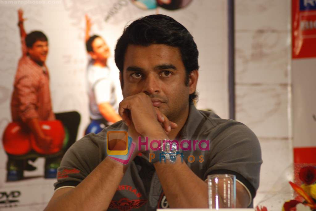 Madhavan at 3 Idiots DVD launch in Grand Hyatt on 27th Aug 2010 