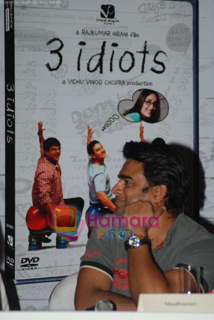 Madhavan at 3 Idiots DVD launch in Grand Hyatt on 27th Aug 2010 