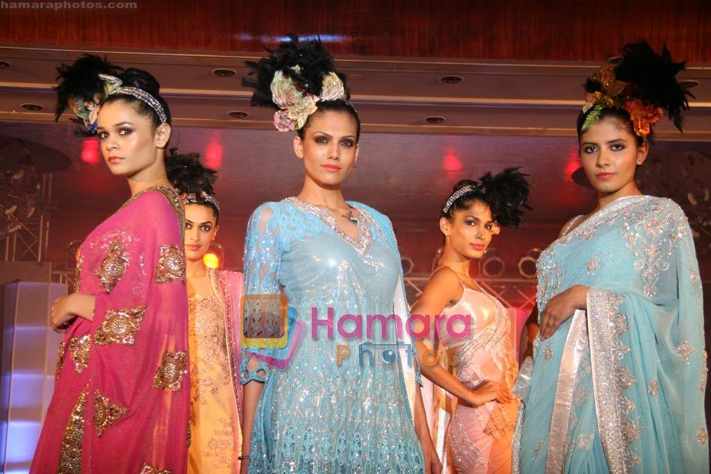 Neeta Lulla show at Small Business awards in Novotel on 28th Aug 2010 