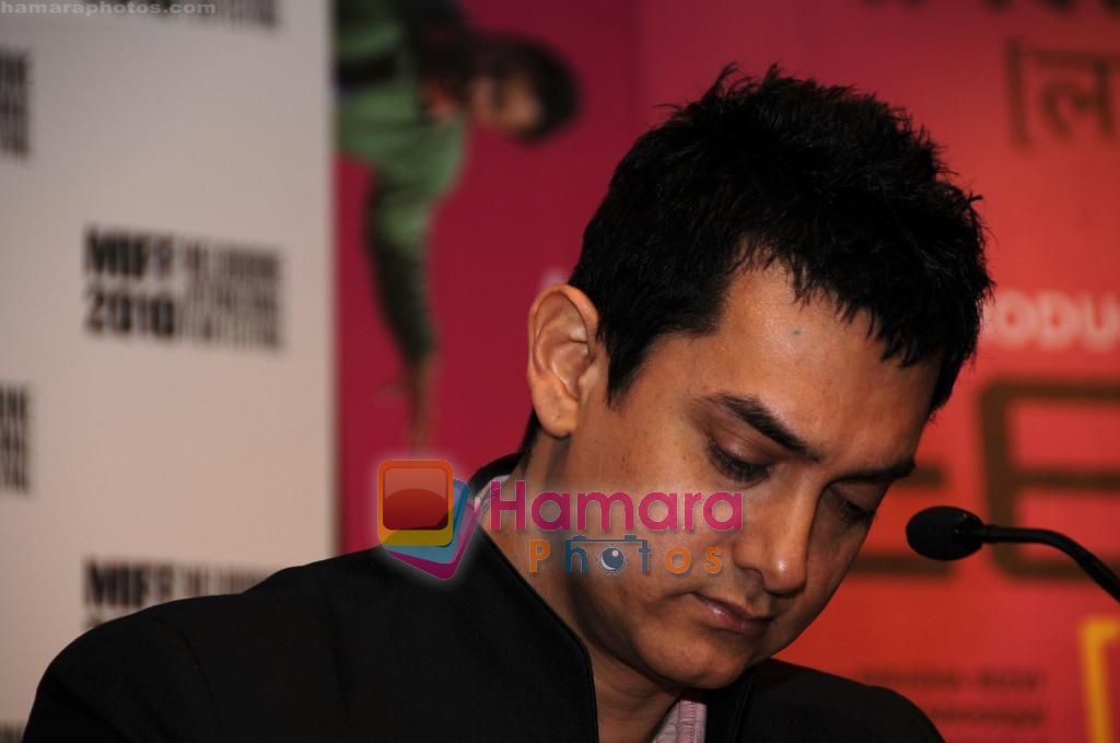 Aamir Khan in Melbourne on 30th Aug 2010 