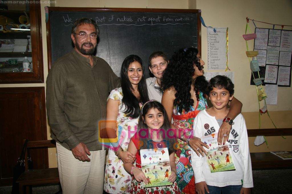 Kabir Bedi, Parveen Dusanj visit Akansha NGO in PRabhadevi, Mumbai on 2nd Sept 2010 