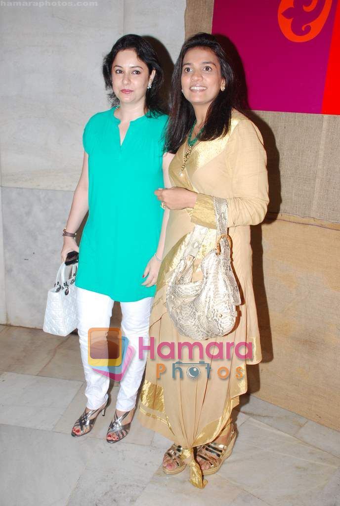 Anjali Tendulkar at Design One exhibition hosted by Sahachari foundation in WTC on 8th Sept 2010 