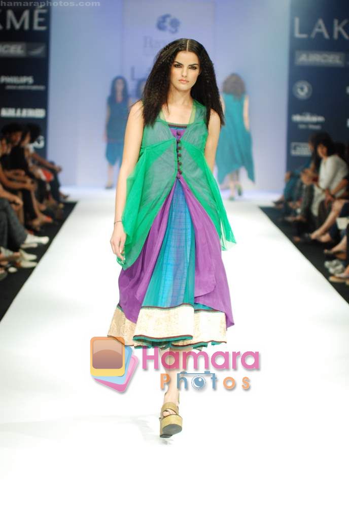 Model walks the ramp for Ravage- By Raj Shroff Show at Lakme Winter fashion week day 4 on 20th Sept 2010 