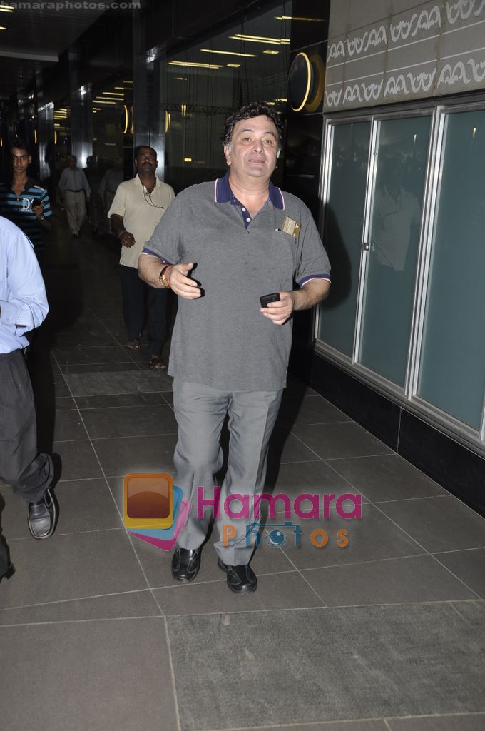 Rishi Kapoor spotted at Mumbai Airport on his way back frm South Africa in International Airport, Mumbai on 25th Sept 2010 
