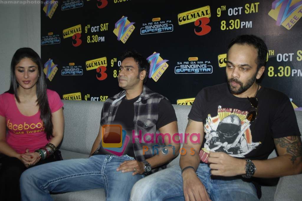 Ajay Devgan, Kareena Kapoor, Rohit Shetty promote Golmaal 3 on the sets of ZEE's Saregama in Malad on 5th Oct 2010 