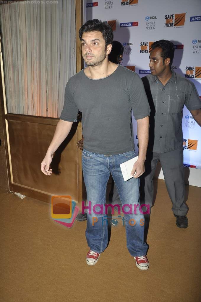 Sohail Khan on Day 2 of HDIL-1 on 7th Oct 2010 