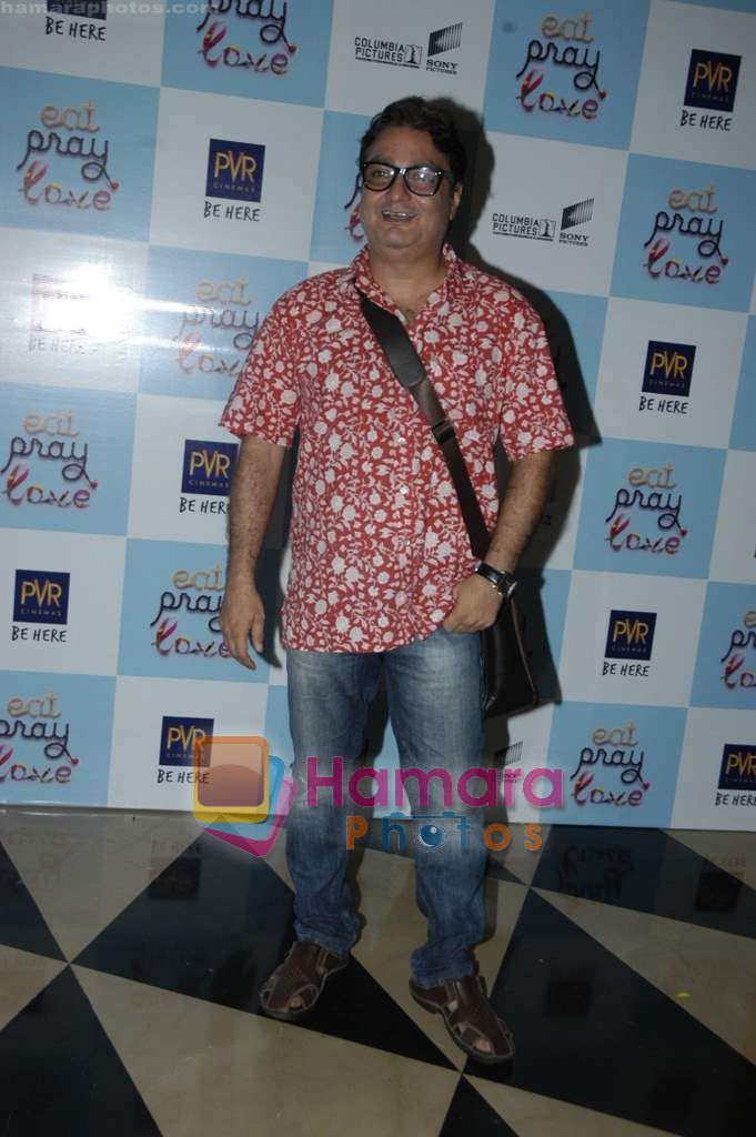 Vinay Pathak at Eat Pray Love premiere in PVR on 7th Oct 2010 