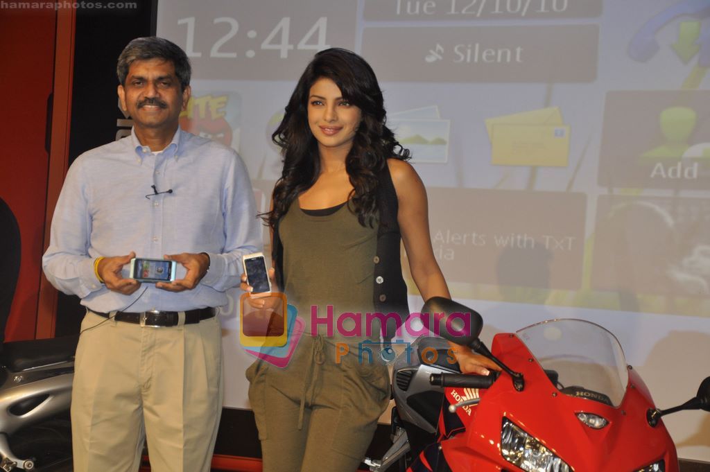 Priyanka Chopra unveils the new Nokia N8 in ITC Grand Maratha, mumbai on 11th Oct 2010 
