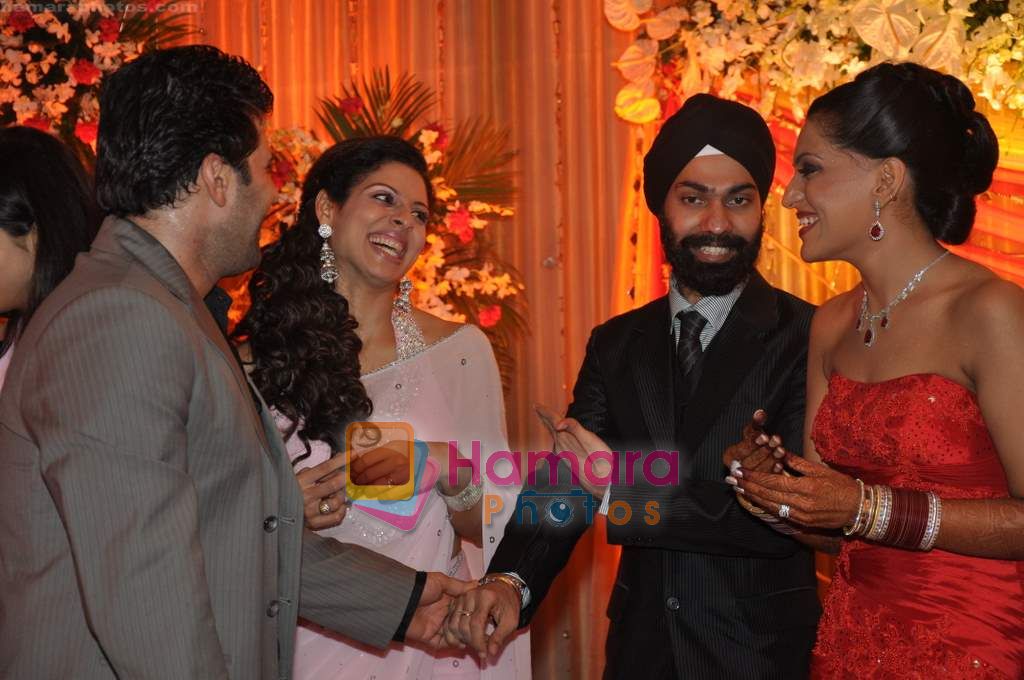 Tanaaz Curim, Bhaktiyar at designer AD Singh's wedding with Puneet Kaur in ITC Grand Maratha on 17th Oct 2010 