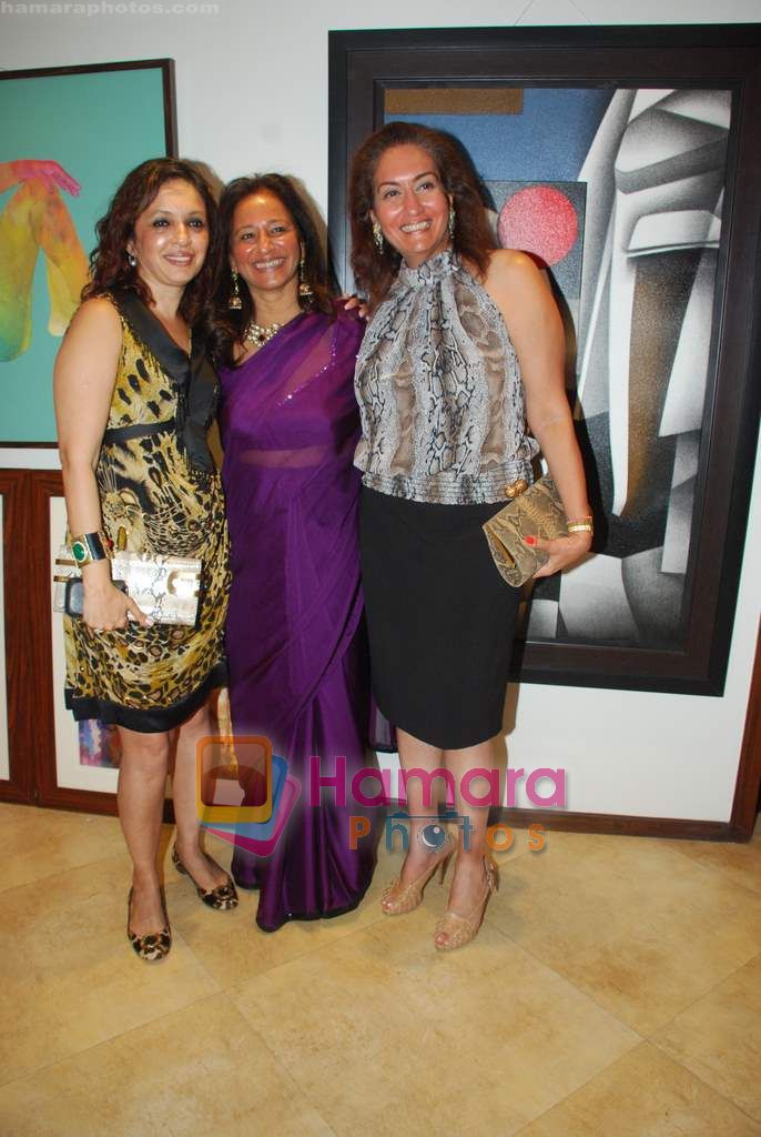 at Luxury showroom Estaa launch in Kemps Corner on 19th Oct 2010 